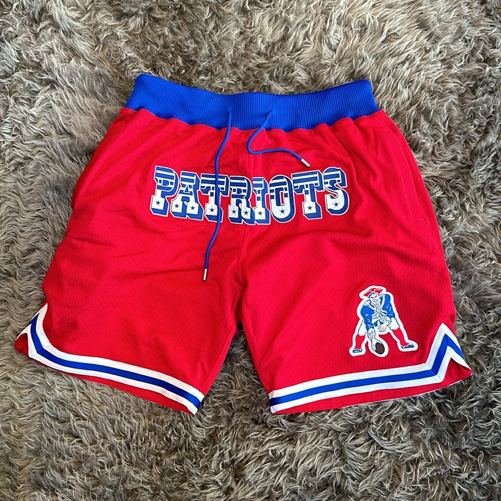 New England Patriots Mitchell & Ness Just Don Gold Rush Shorts - Red
